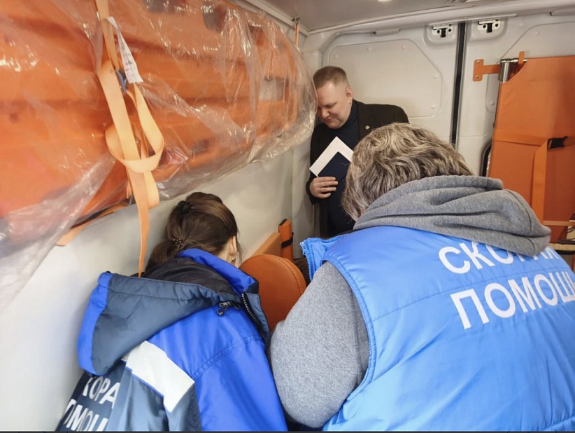 Эксперты из федеральных медицинских центров помогают лечить сложных пациентов в Кузбассе